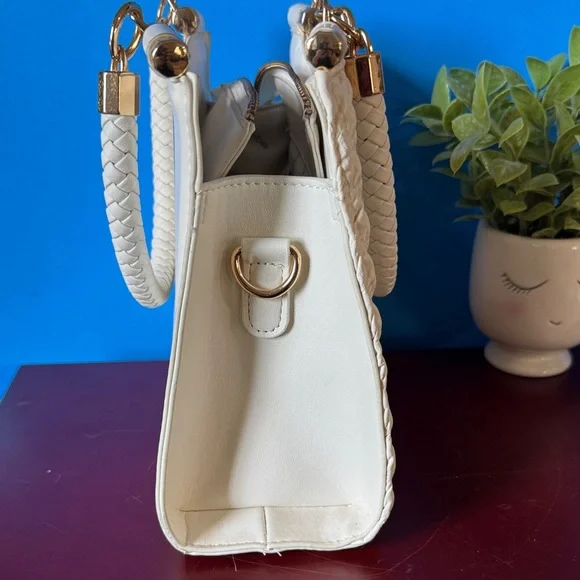 Bebe Cream Shoulder Bag with Gold Details - Picture 2 of 13